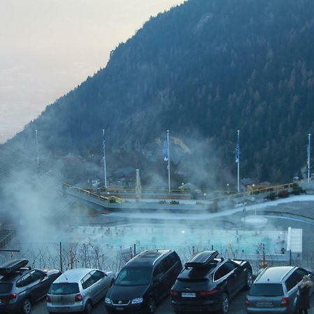 Appartement Dans Le Centre Thermal Les Sources โอวรอนนาซ ภายนอก รูปภาพ