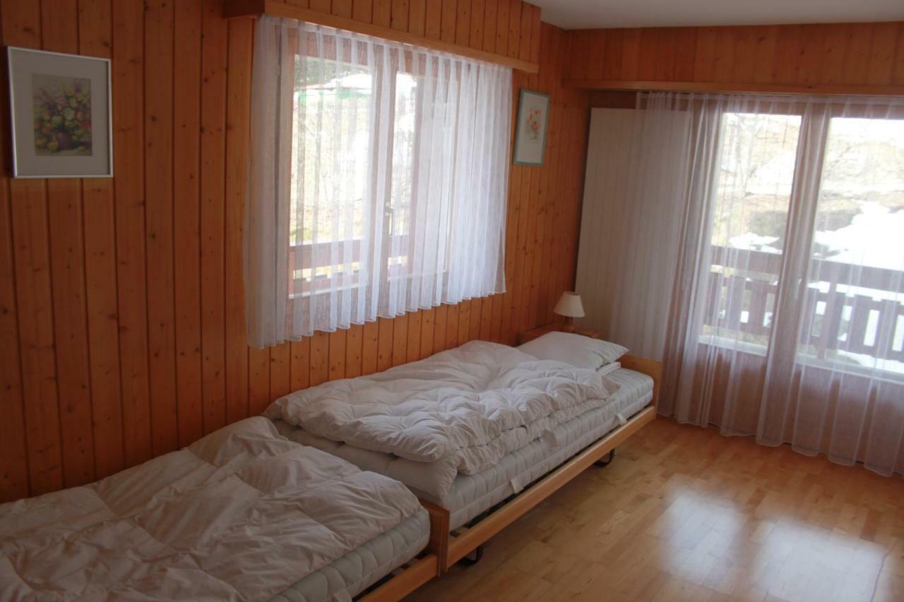 Appartement Dans Le Centre Thermal Les Sources โอวรอนนาซ ภายนอก รูปภาพ